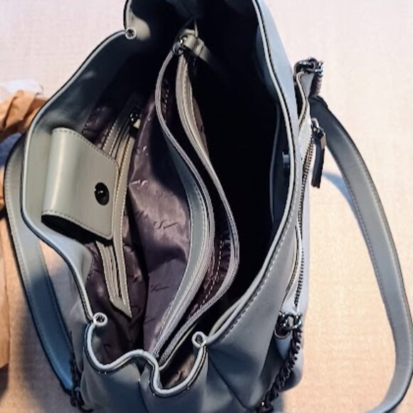 Simply Vera by Vera Wang dark/light gray large shoulder handbag w/9 compartments - Picture 6 of 11